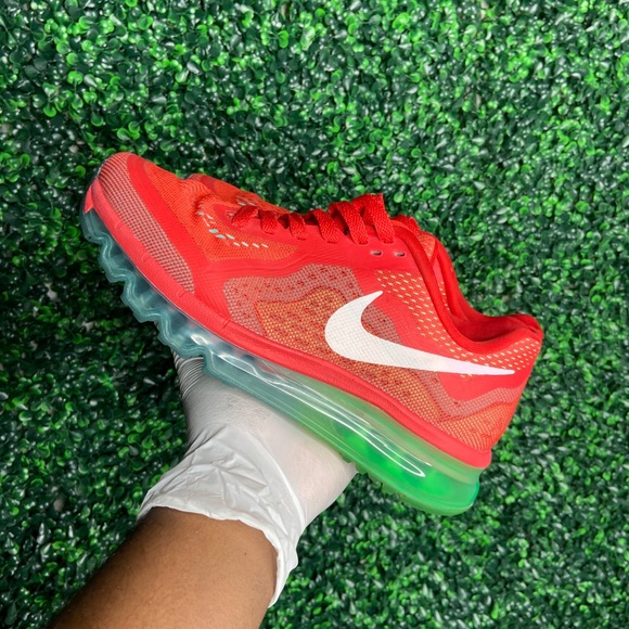 Nike Shoes - Nike Air Max 2014
